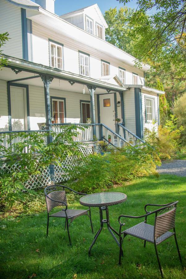 Le Triangle De L'Ile Hotel Saint-Laurent-de-l'ile d'Orleans Exterior photo